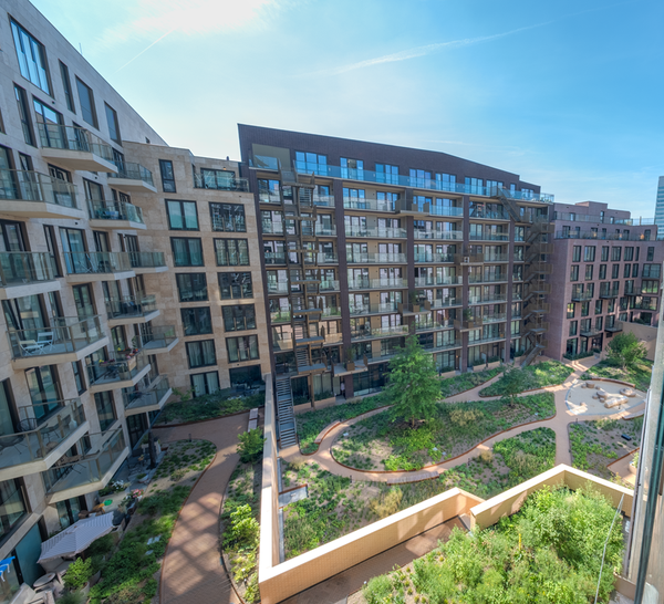 Flat Burnhamstraat in Hoofddorp