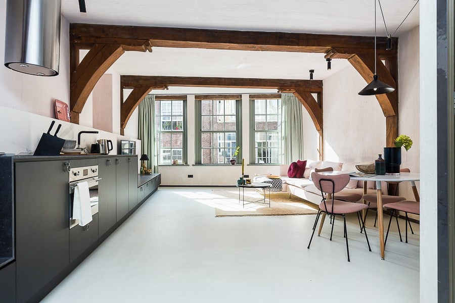 Flat Warmoesstraat