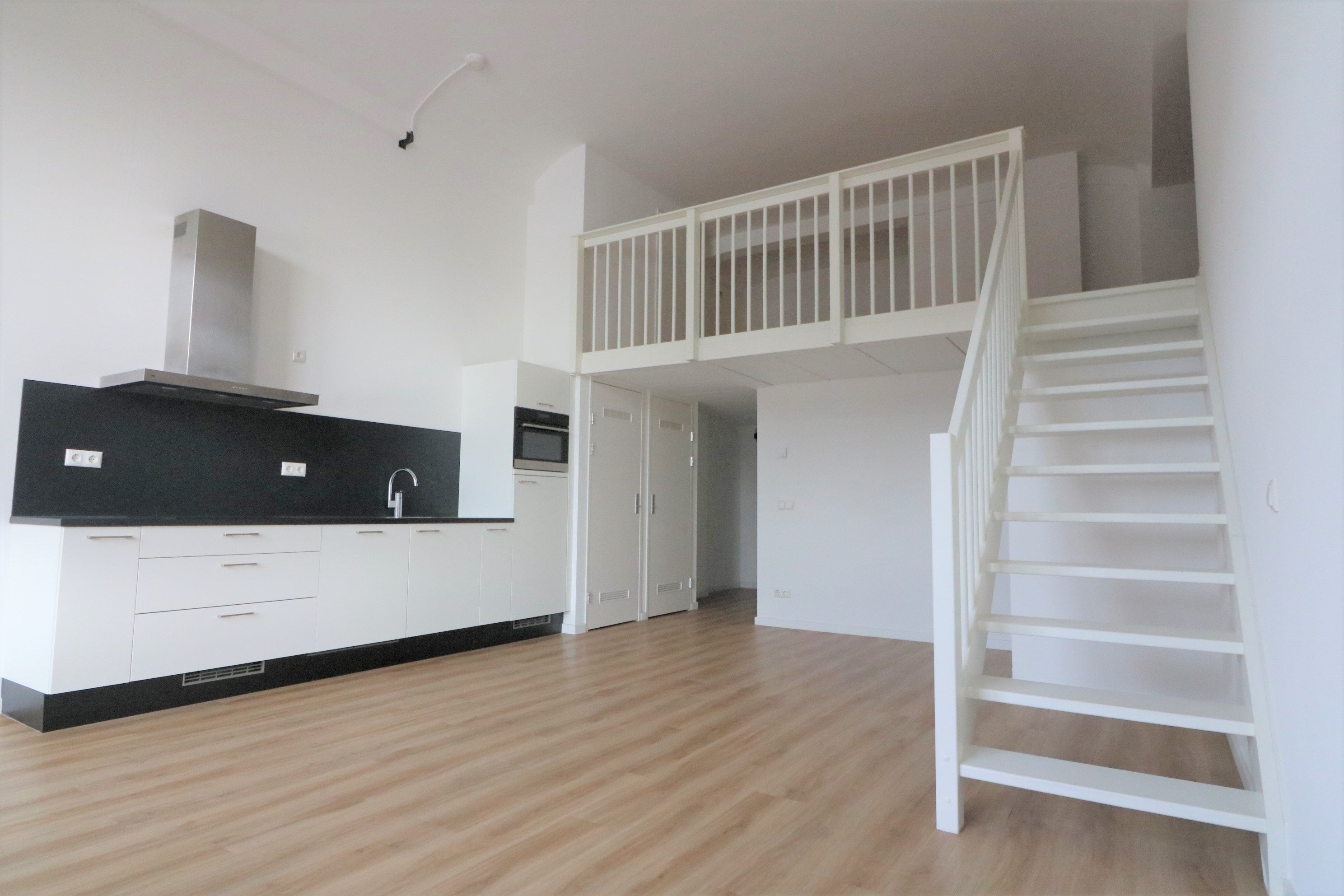 Appartement te huur: Heiman Dullaertplein 159, Rotterdam