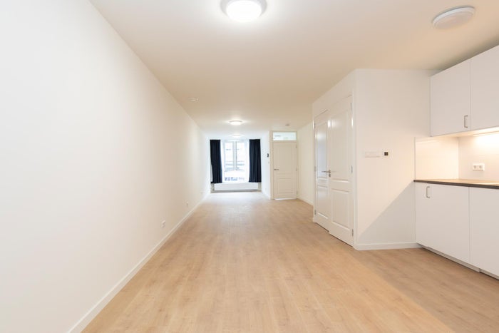 Te huur: Appartement Albert Cuypstraat 229 H in Amsterdam