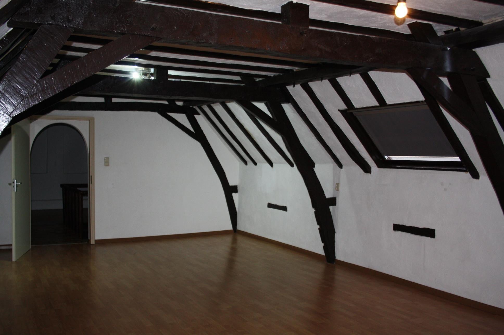 Studio te huur: Beekstraat 13-7, Limbricht