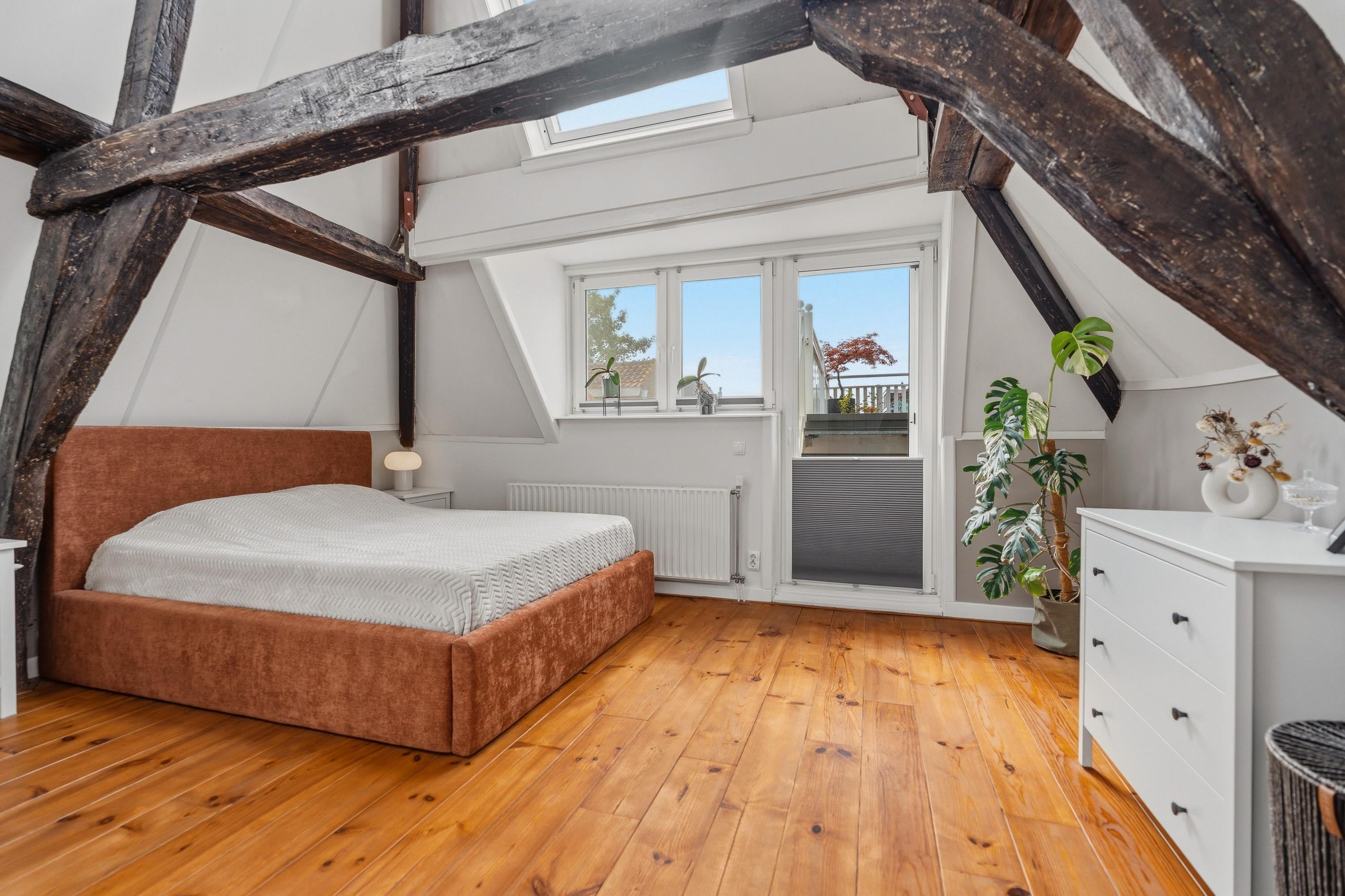 Appartement te koop: Wijnhaven 8B, Delft