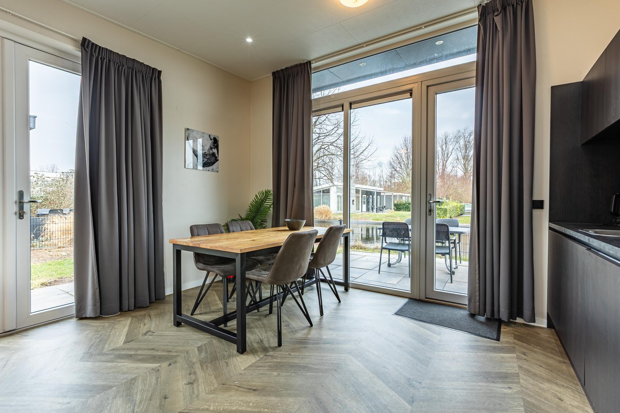 Vrijstaande woning te koop: Rijksstraatweg 186-117A, Dordrecht