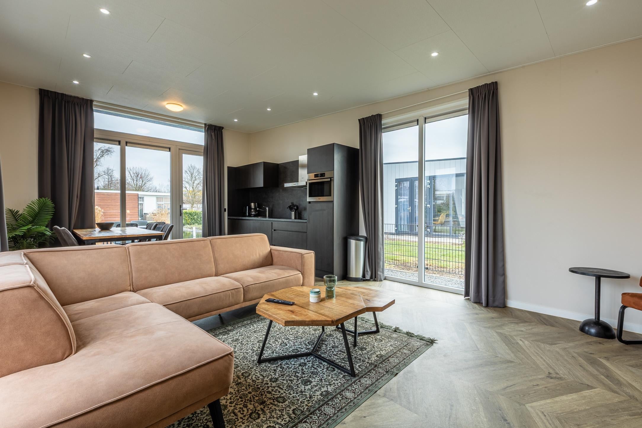 Vrijstaande woning te koop: Rijksstraatweg 186-117A, Dordrecht