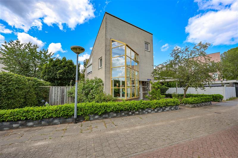 Huis Henry Fondastraat 11 in Almere