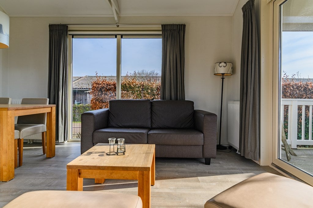 Vrijstaande woning te koop: Meinesleatwei 14, Akkrum