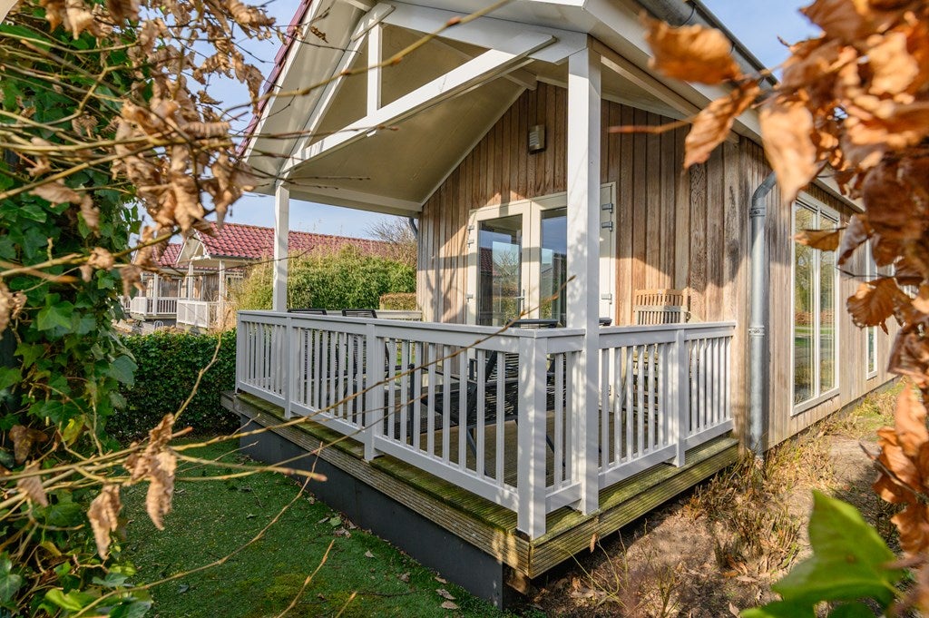 Vrijstaande woning te koop: Meinesleatwei 14, Akkrum