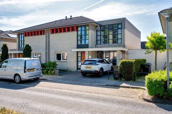 House Annie M.G. Schmidtweg in Almere