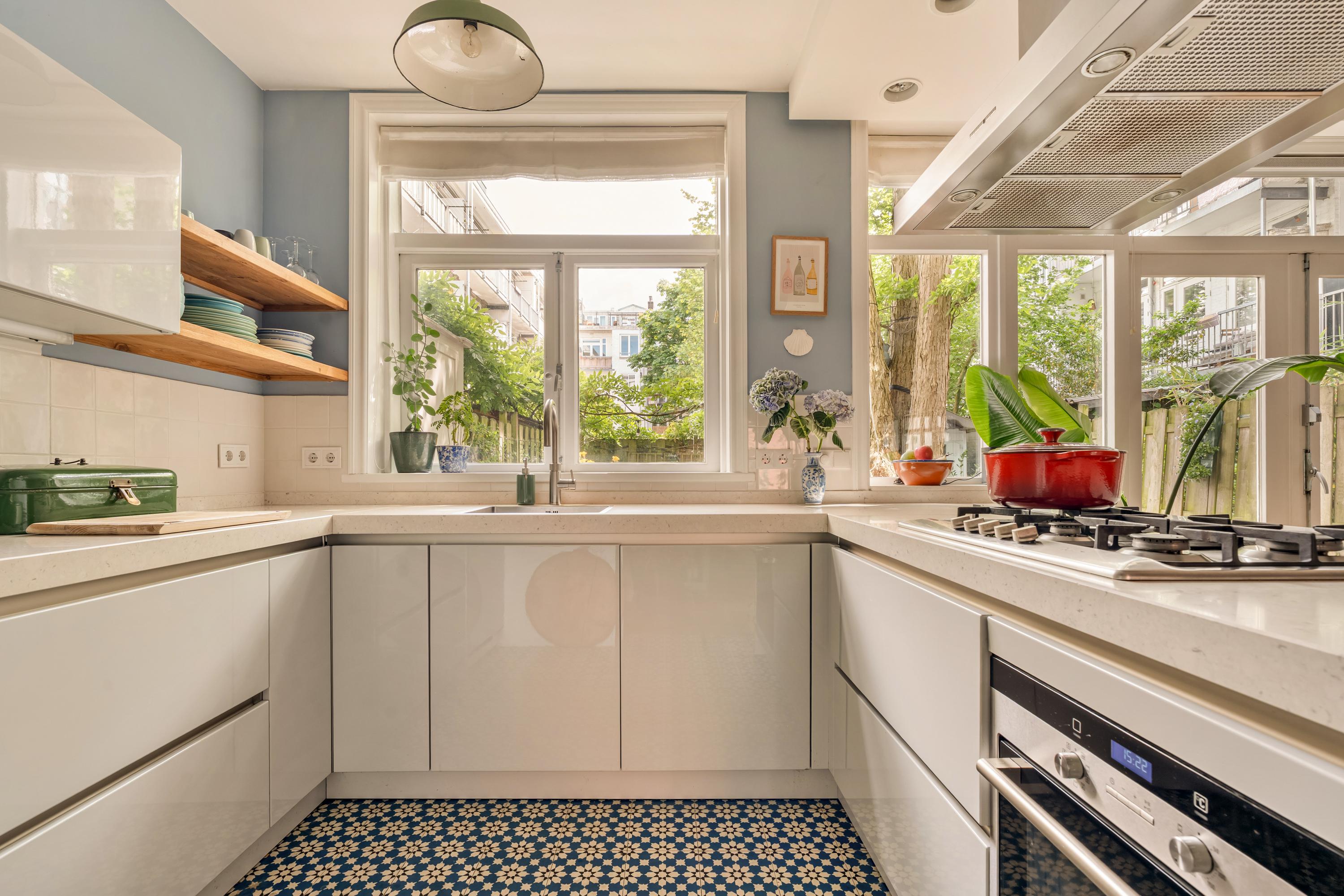 Appartement te koop: Luzacstraat 5H, Amsterdam