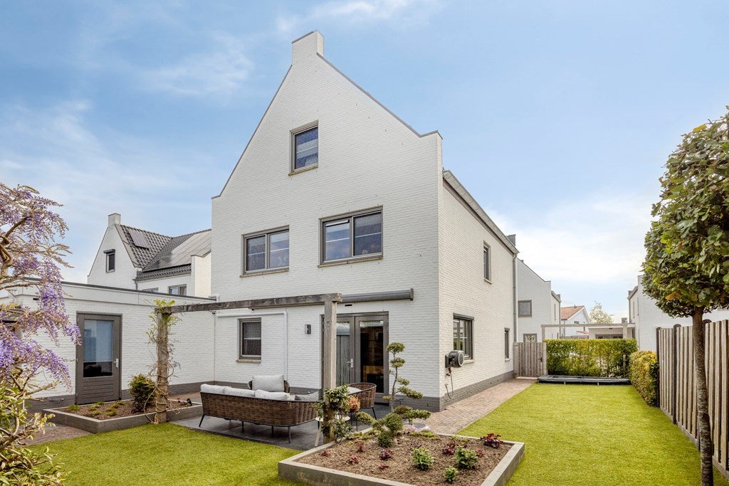 Huis Eikenlaan 3 in Ooltgensplaat