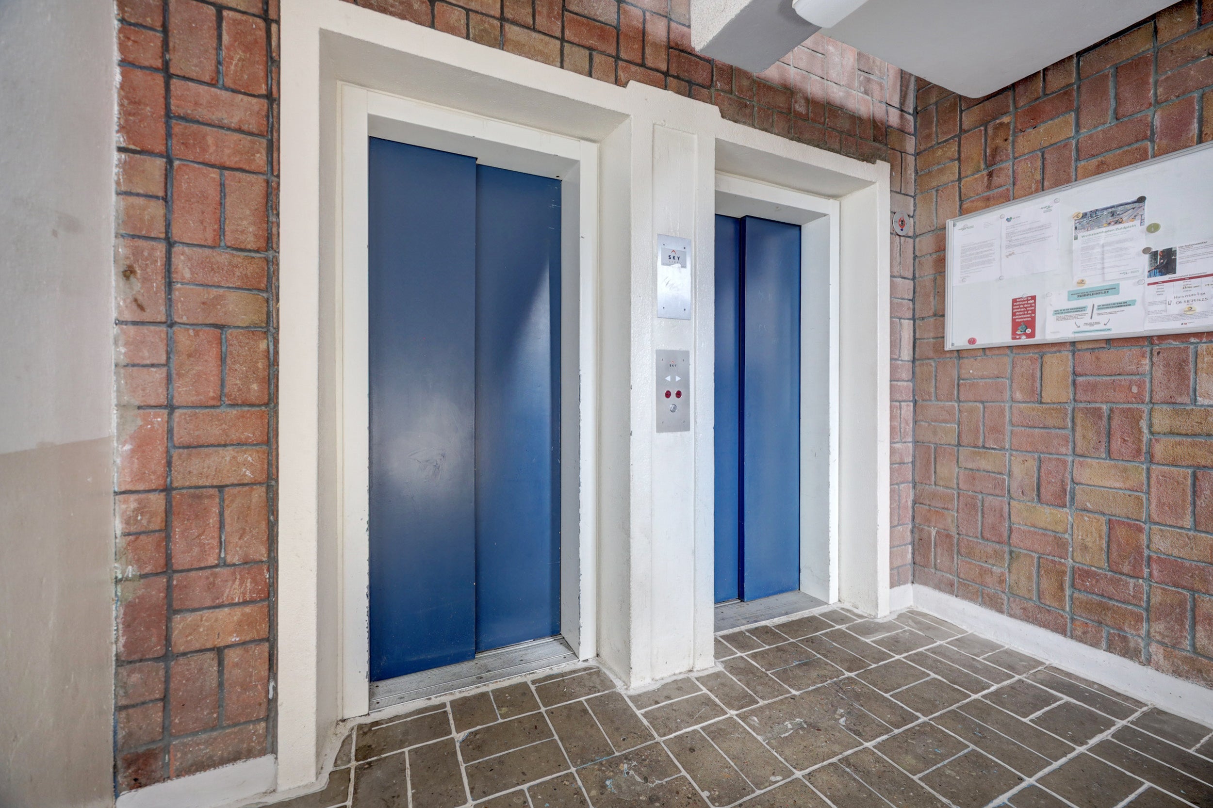 Woning te huur: Zuidplein, Rotterdam