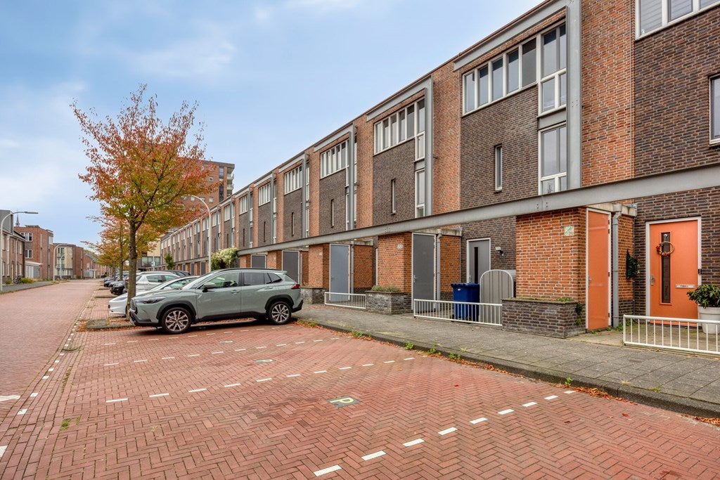 Te huur Huis Fluitschiplaan 255 in Den Haag