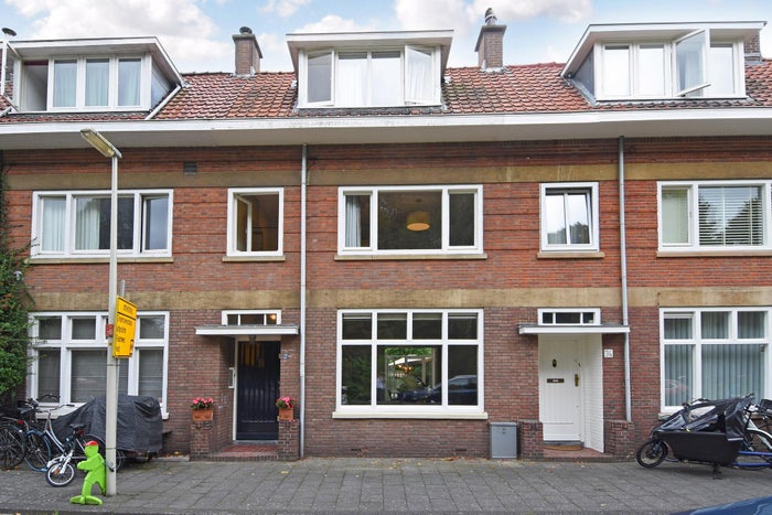 Burnierstraat 32