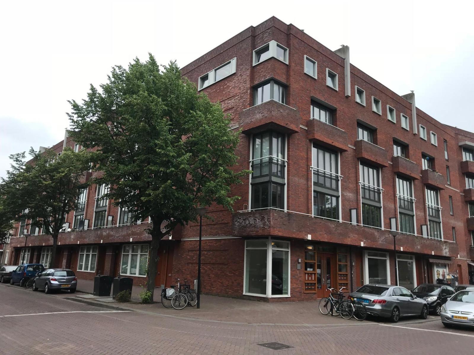 Flat Sumatrastraat 106 E