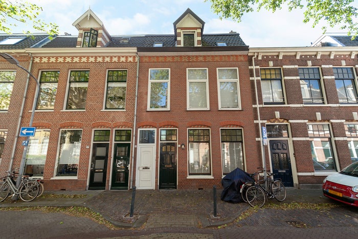 Te huur: Appartement Voorhelmstraat 14 zwart in Haarlem