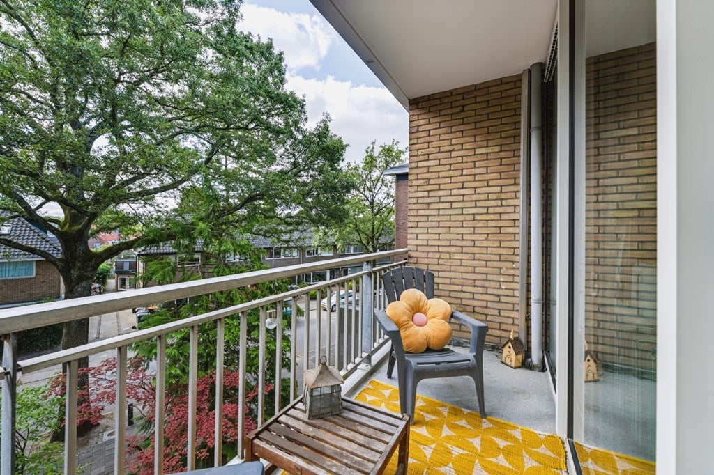 Appartement te koop: Eemnesserweg 7A-21, Hilversum
