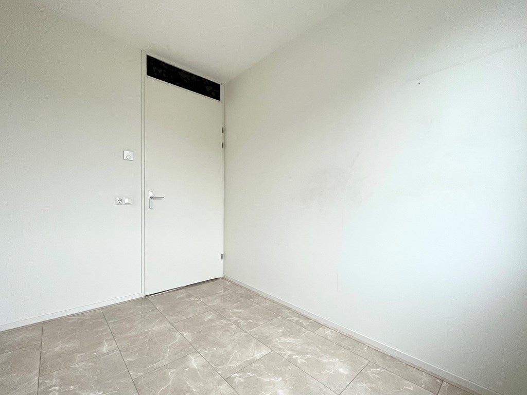 Tussenwoning te huur: Cornelia de Langeweg 41, 'S-Gravenhage