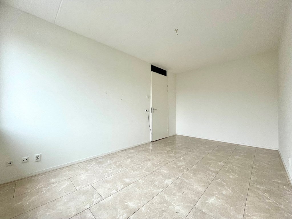 Tussenwoning te huur: Cornelia de Langeweg 41, 'S-Gravenhage