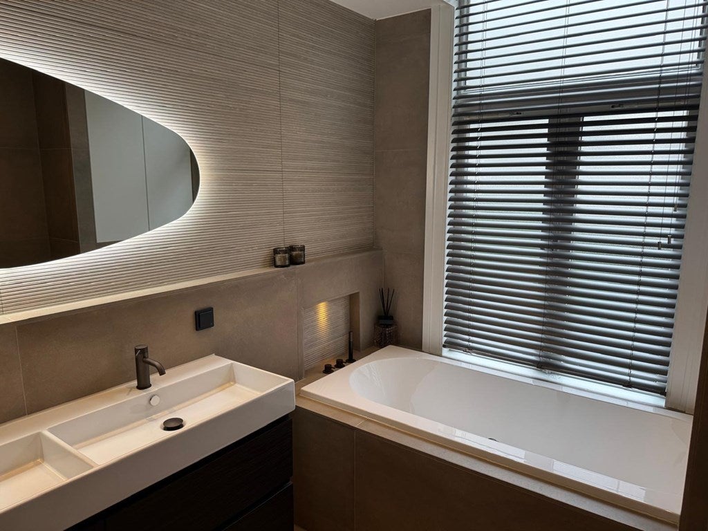 Woning te huur: Van Eeghenlaan, Amsterdam