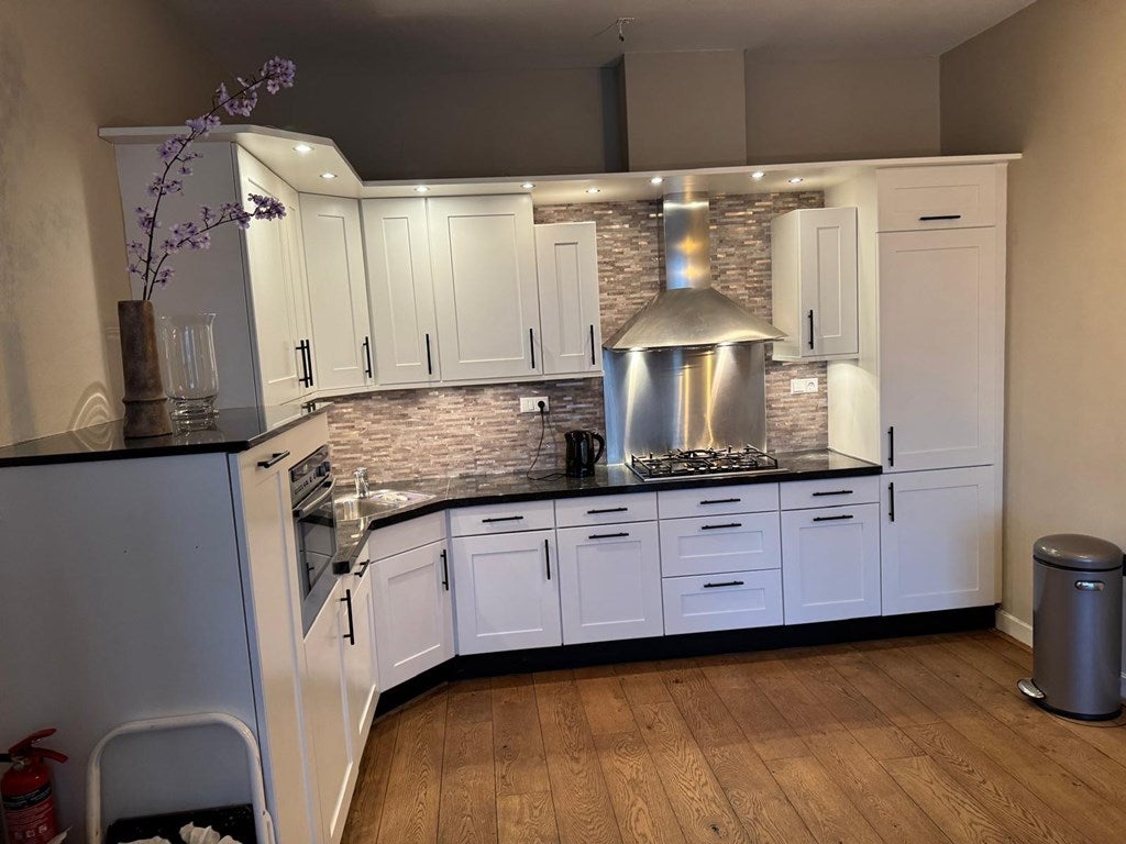 Woning te huur: Van Eeghenlaan, Amsterdam