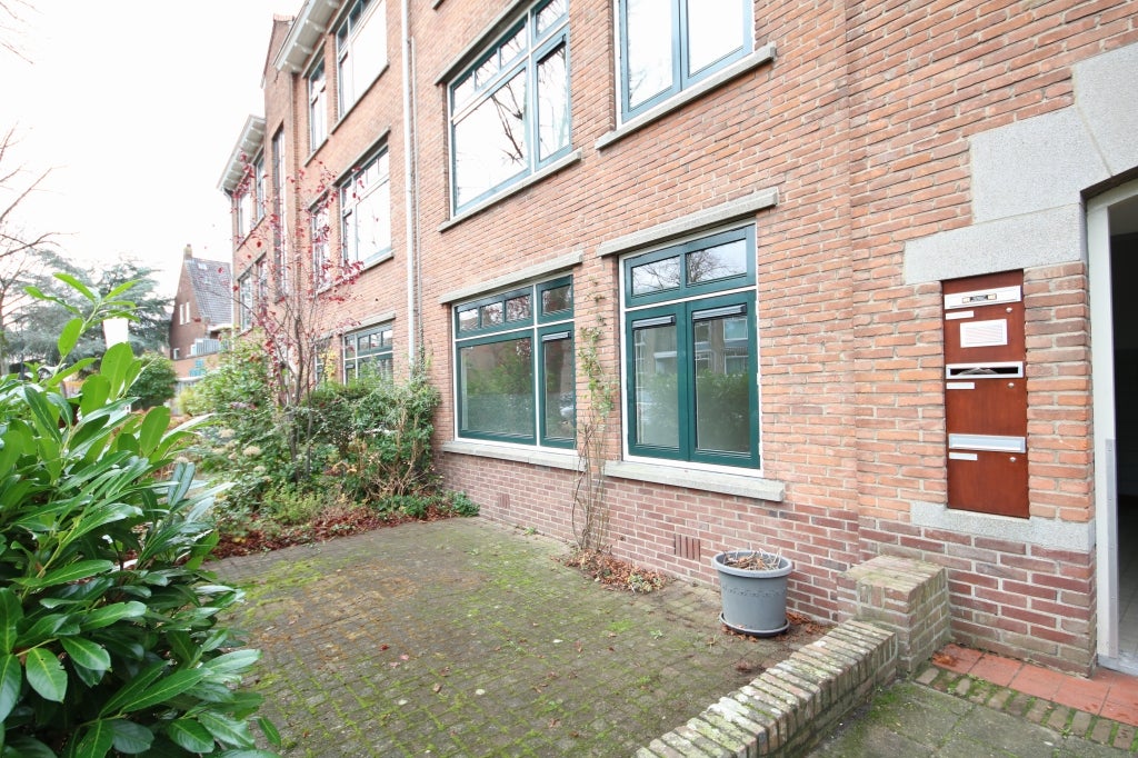 Appartement te huur: Burggravenlaan 161, Leiden