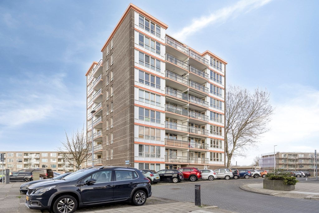 Appartement te koop: Messiaenplantsoen 102, Almere