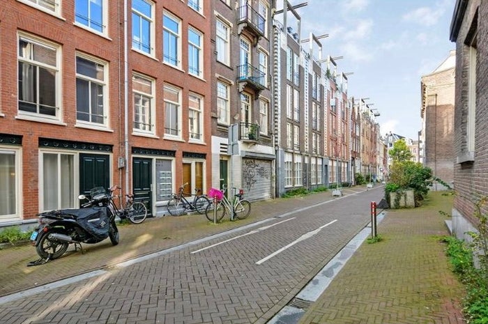 Te huur: Appartement Lange Leidsedwarsstraat 42 B in Amsterdam