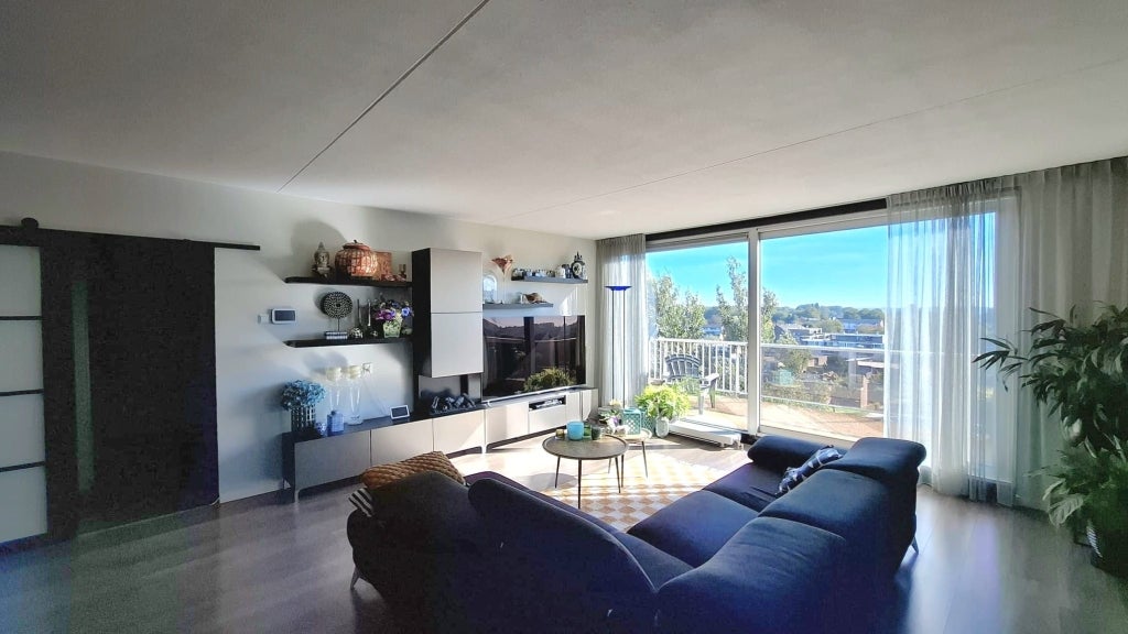 Woning te huur: Essenburg, Dordrecht