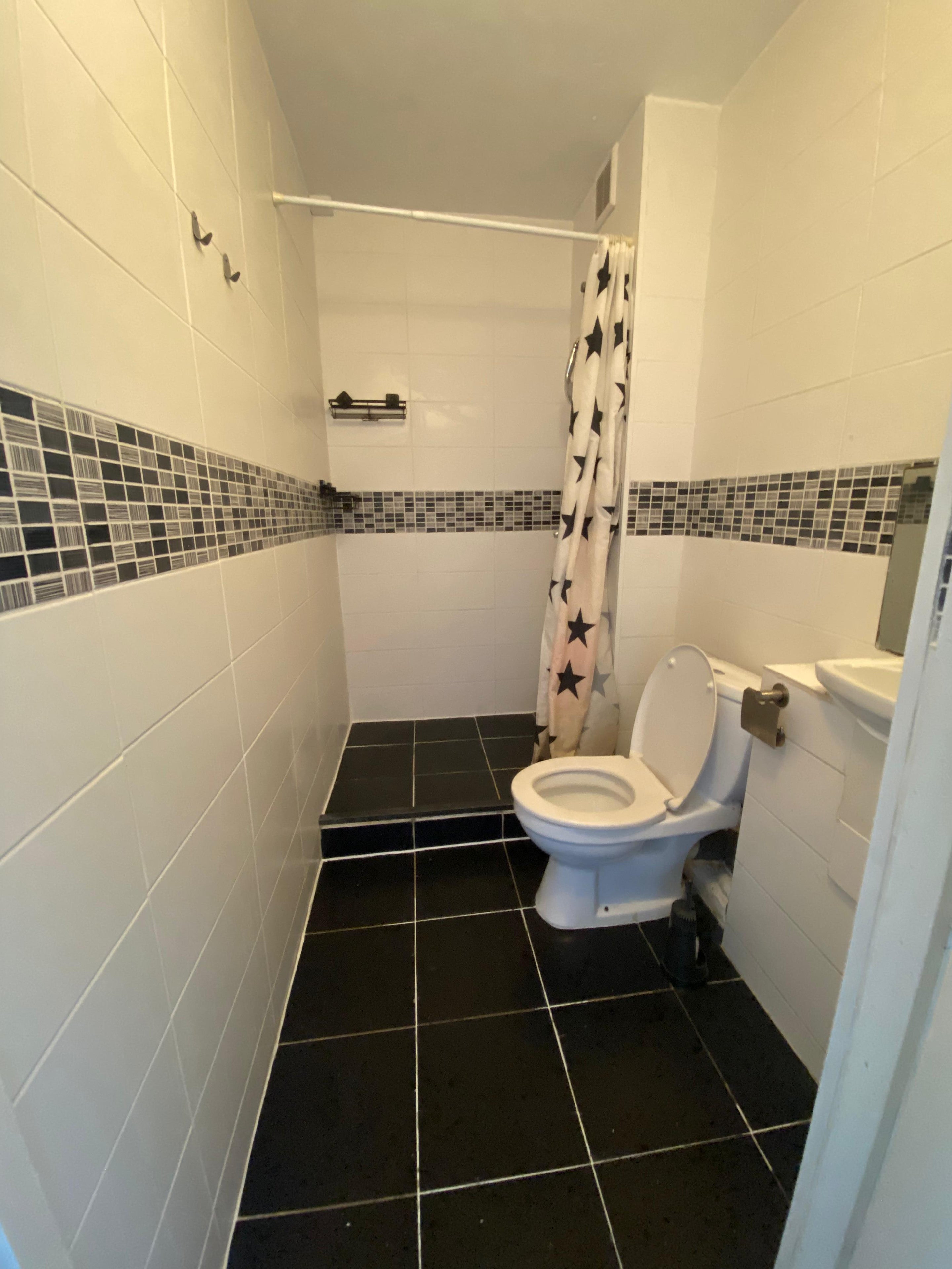 Appartement te huur: Ericastraat 11-02, Rotterdam