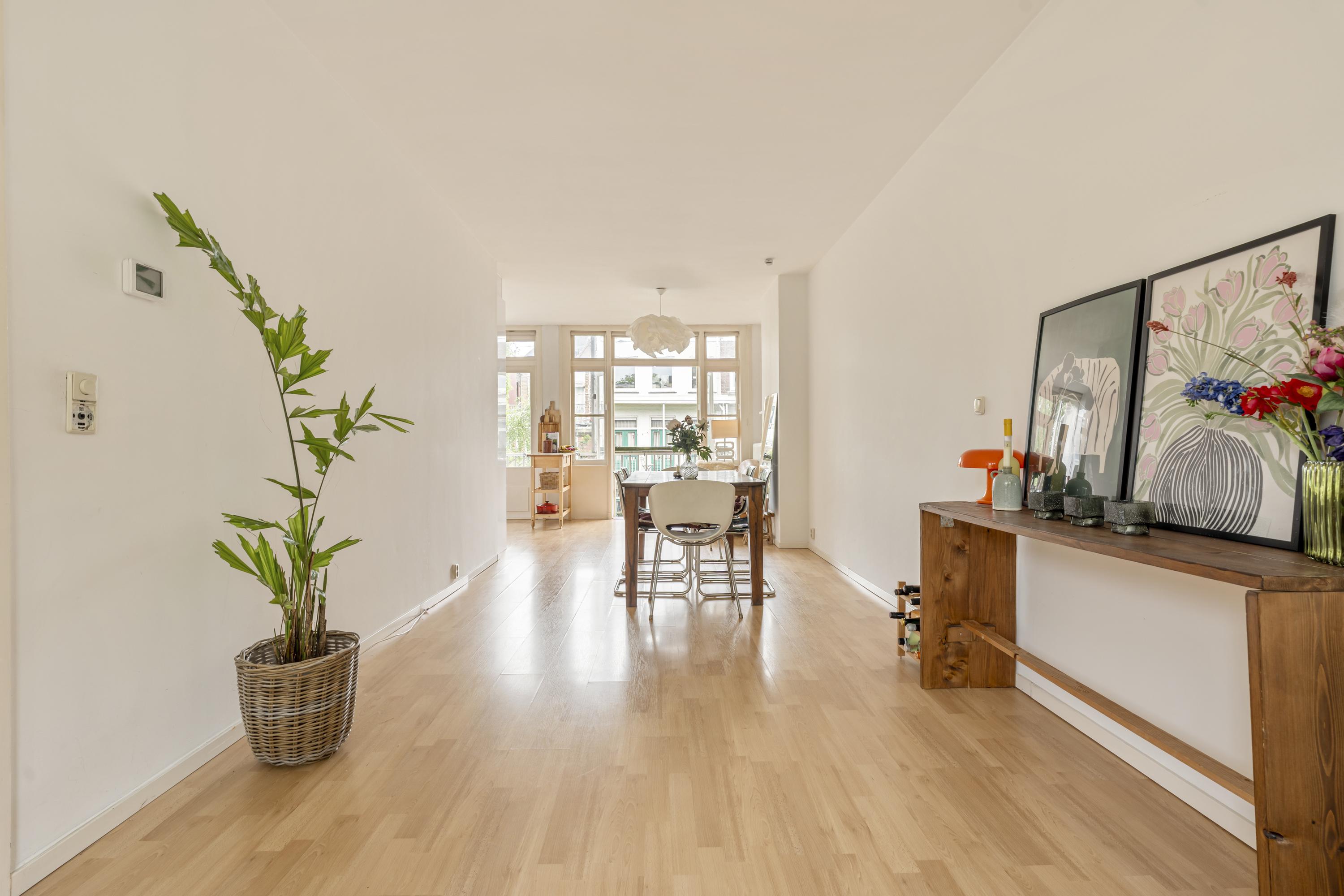 Appartement te koop: Wilhelminastraat 102-3, Amsterdam