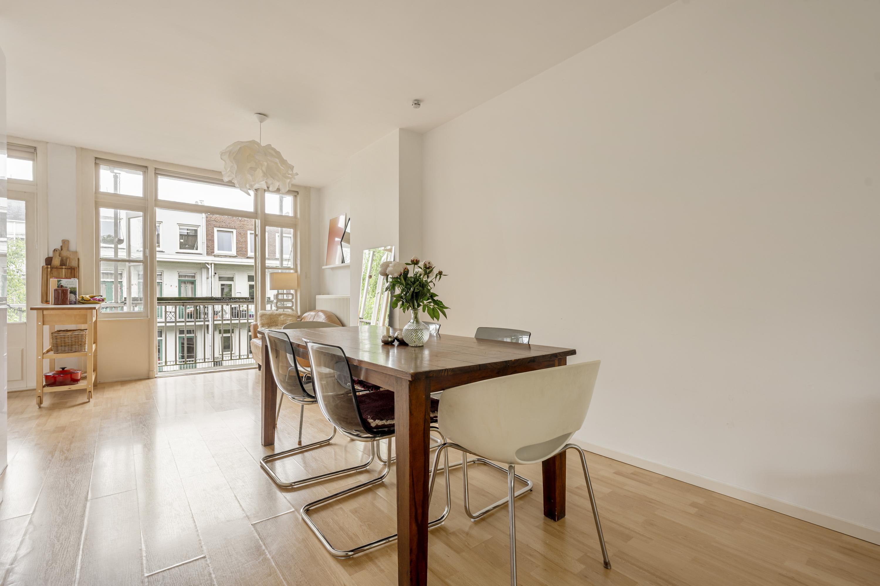 Appartement te koop: Wilhelminastraat 102-3, Amsterdam