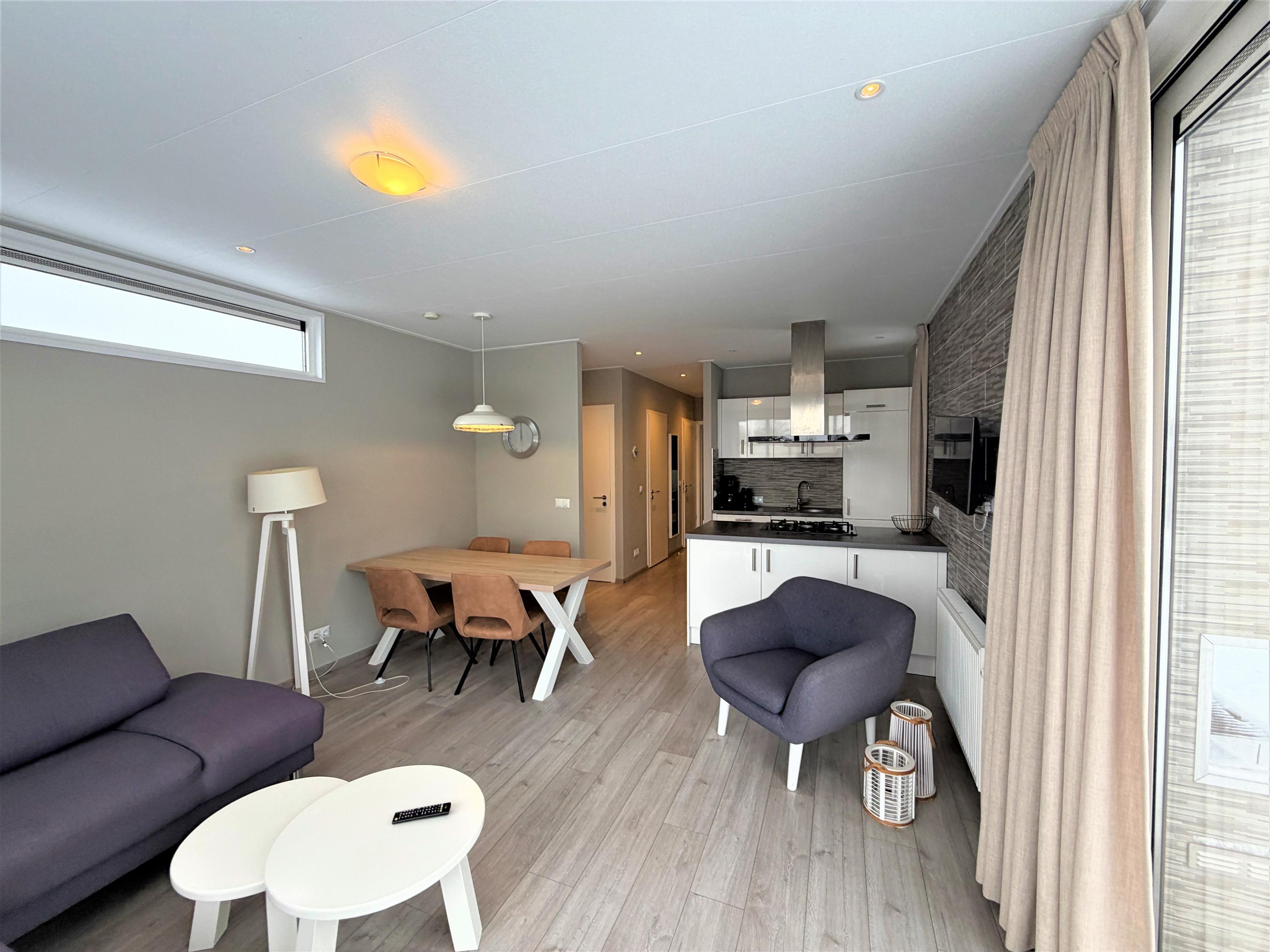 Vrijstaande woning te koop: Randmeerweg 8-0221, Nunspeet