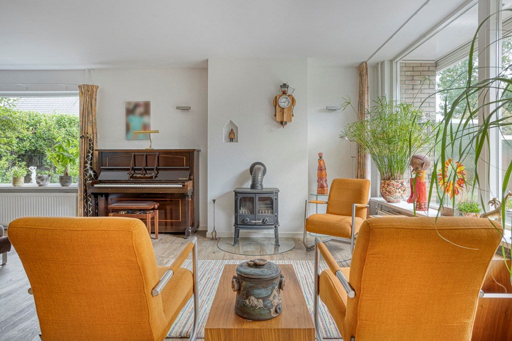 Vrijstaande woning te koop: Eemsstraat 26, Emmeloord