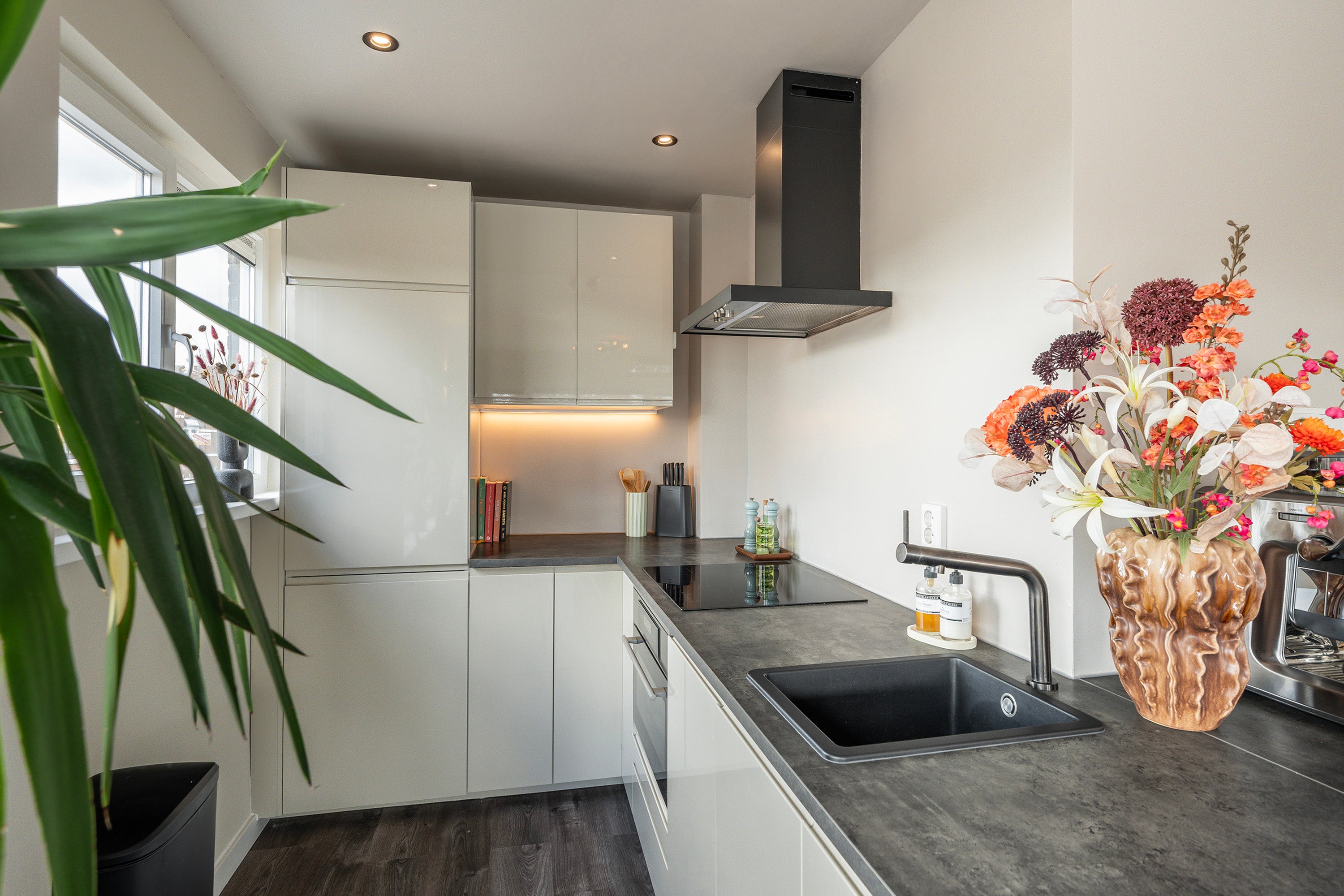 Appartement te koop: Emmastraat 63A, Vlaardingen