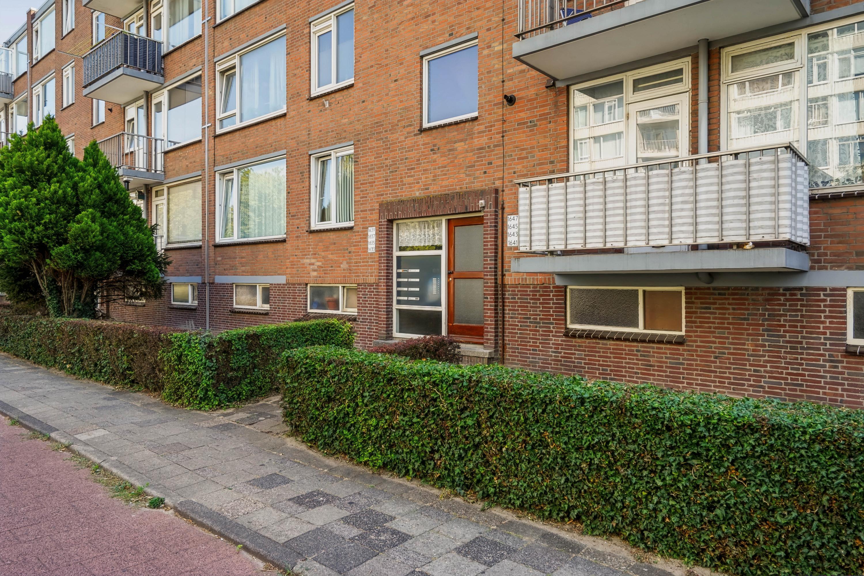 Appartement te koop: van Hogendorplaan 1639, Vlaardingen
