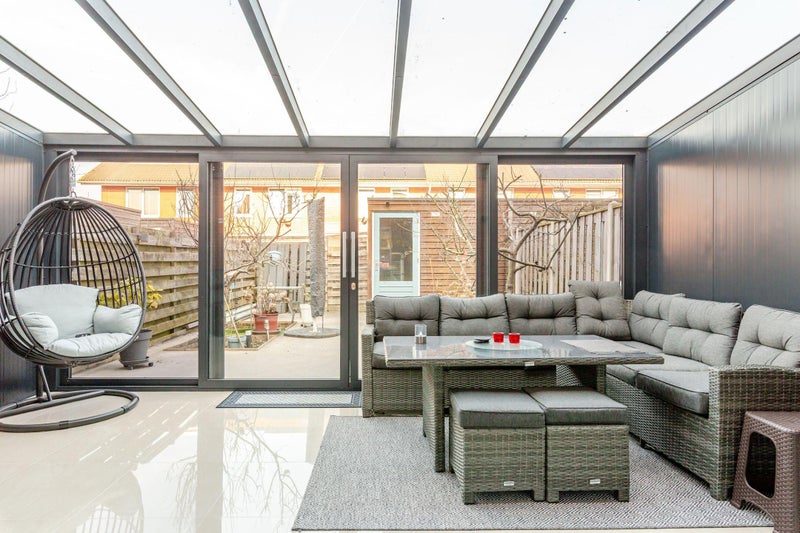 Te huur Huis Mickey Mousestraat in Almere