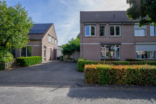 Burgemeester Diepstratenlaan 56 in Bakel