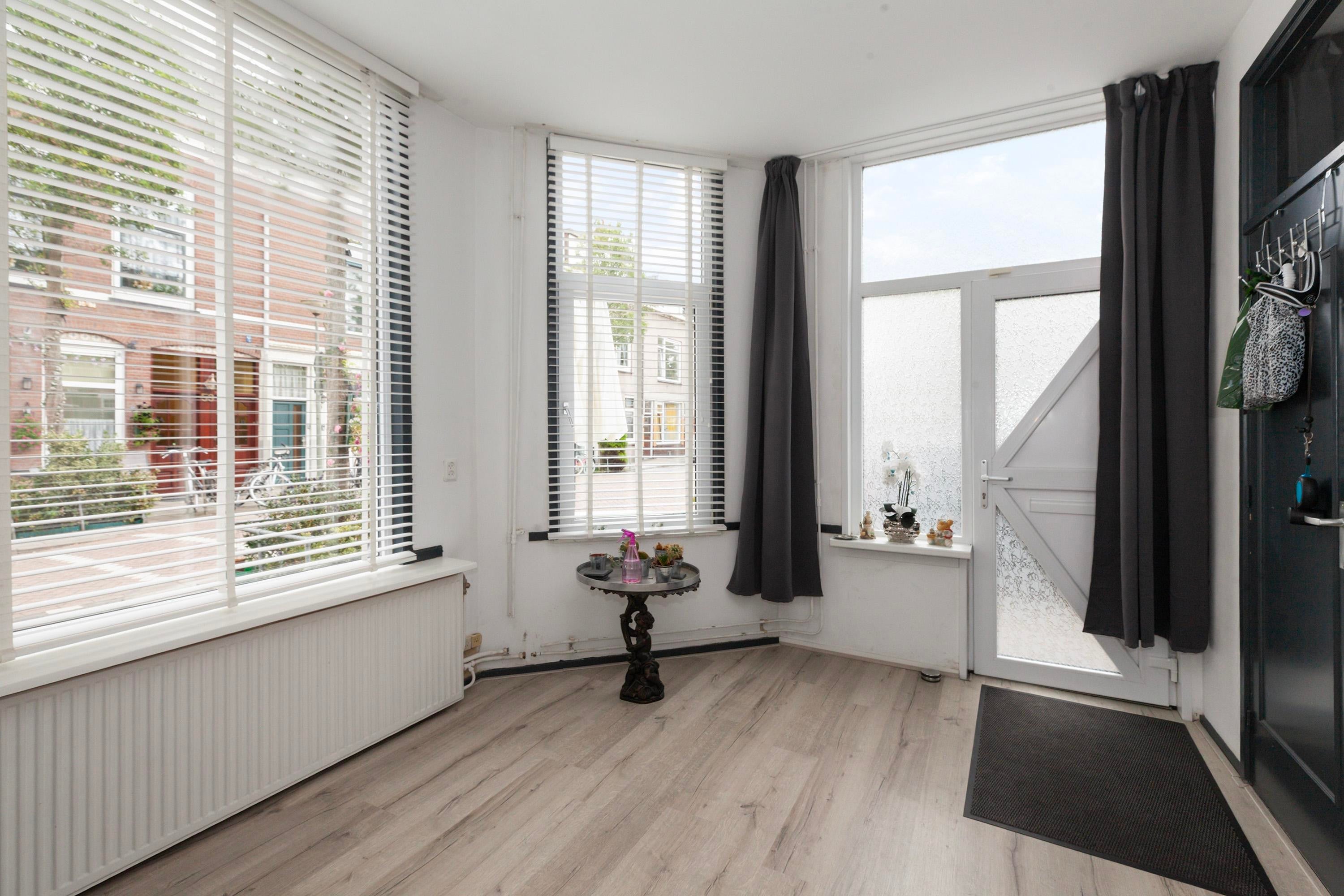 Woning te koop: Rozenburgerplein, Schiedam