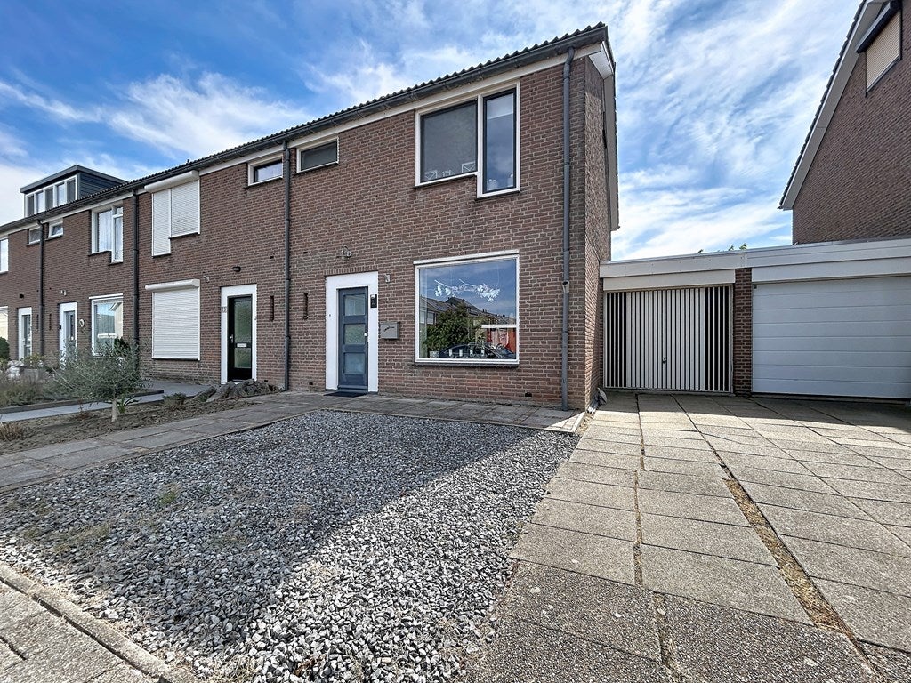 Huis Clivialaan 25 in Hoek
