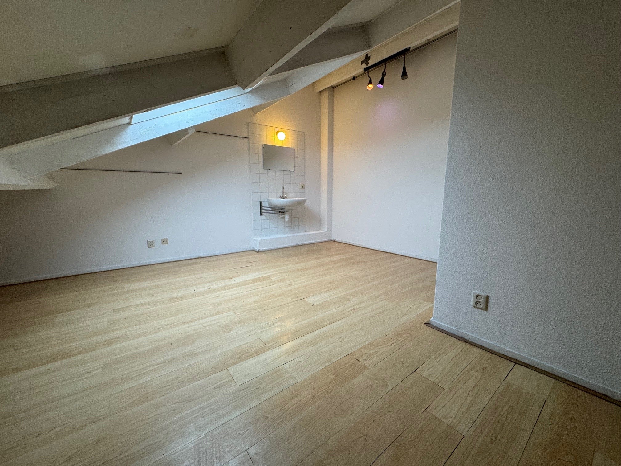 Kamer te huur: Heugemerstraat 98A-5, Maastricht