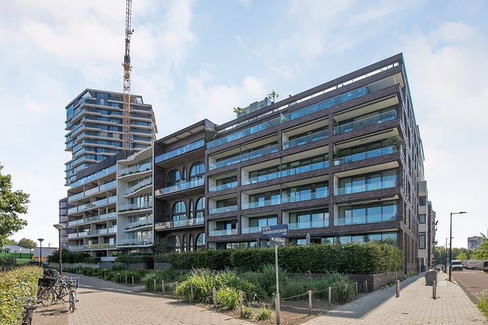 Te huur: Appartement Korte Ouderkerkerdijk 5 P in Amsterdam