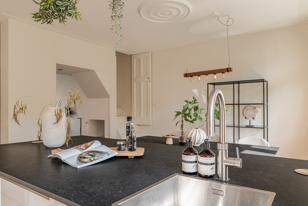 Appartement te koop: Woestduinstraat 107-2, Amsterdam