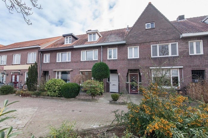 Te huur: Huis Vlokhovenseweg in Eindhoven