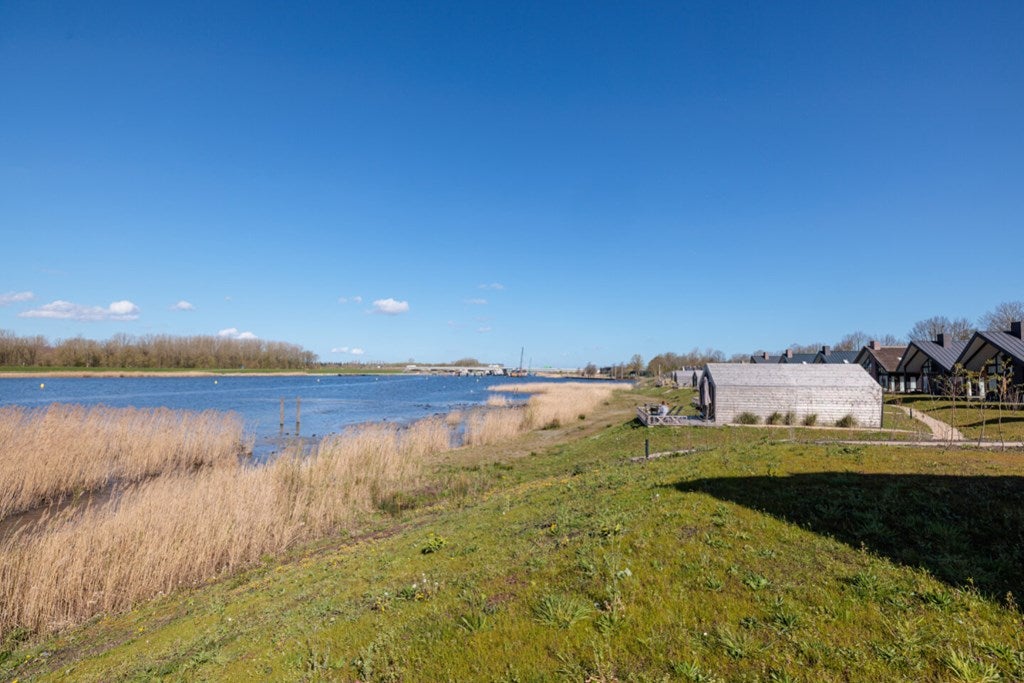 Vrijstaande woning te koop: Reeveweg 154, Kampen