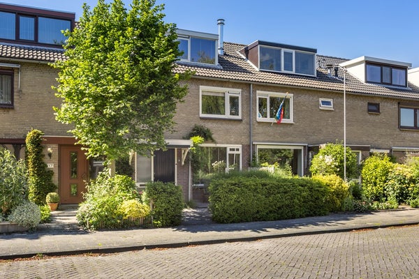 Huis te koop Graaf Adolflaan 16 in Leidschendam voor € 489.000