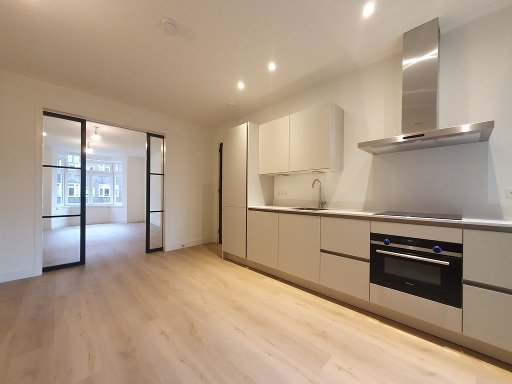 Woning te huur: Scheldestraat, Amsterdam