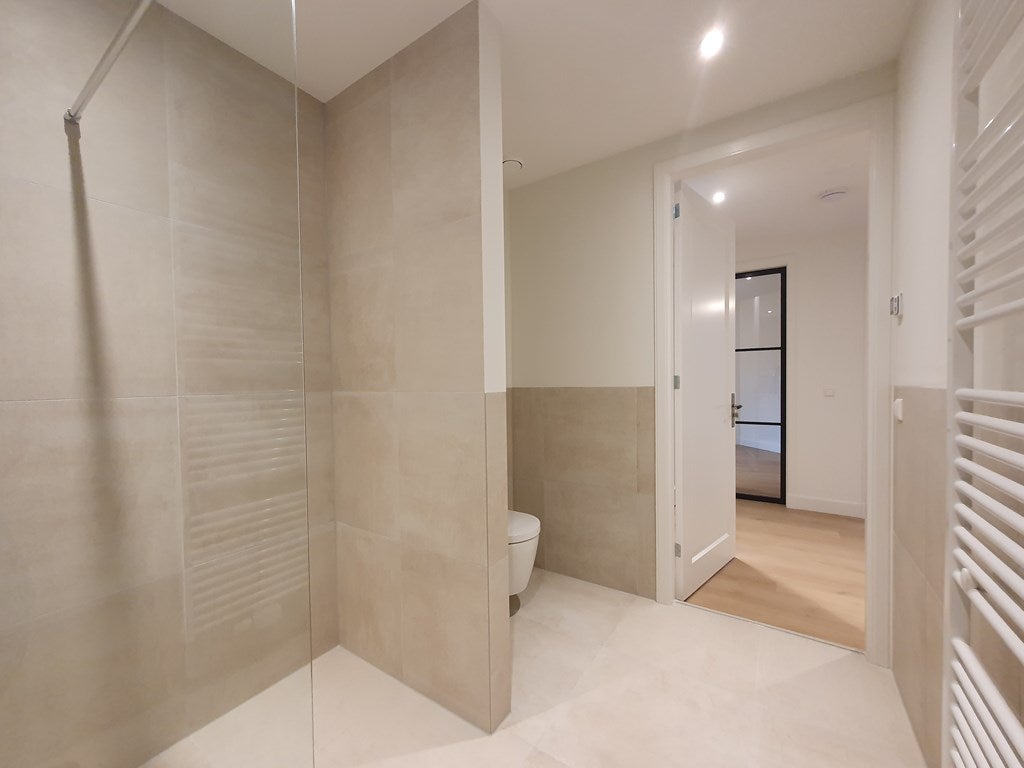 Woning te huur: Scheldestraat, Amsterdam
