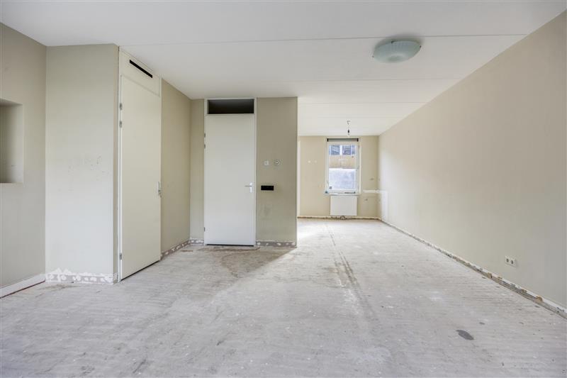 Tussenwoning te koop: Warschaustraat 18, Haarlem