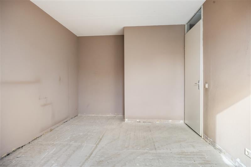 Tussenwoning te koop: Warschaustraat 18, Haarlem