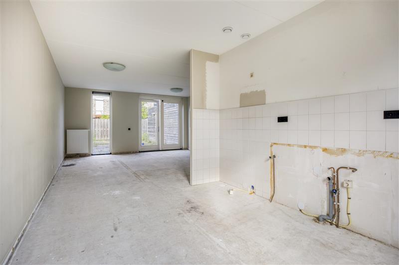 Tussenwoning te koop: Warschaustraat 18, Haarlem